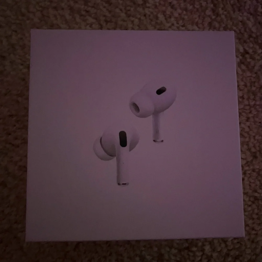 selling airpods gen 2 brand new everything in the box